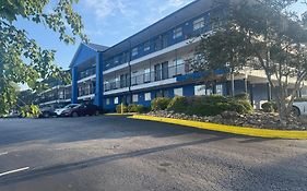 Live In Lodge Jonesboro